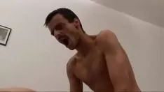 Redare Tarfa romanca se fute cu prietenul ei din copilarie 