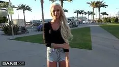 Play Emma Hix fucks the casting and swallows cum