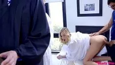 Play has a blowjob sex in the office with the workers