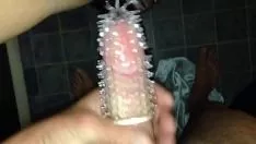 تشغيل يمارس الجنس مع الواقي الذكري المصنوع من السيليكون