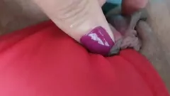 تشغيل كبيرة لاتينا ناضجة dulce تصبح رطبة وتذهب في بوسها الضيق