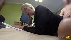 Reproducir Películas XXX maduras que tiran en la oficina