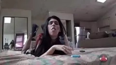 تشغيل أمسكت بها ومارس الجنس معها، حمولة كبيرة على تدخين مؤخرة امرأة سمراء ساخنة
